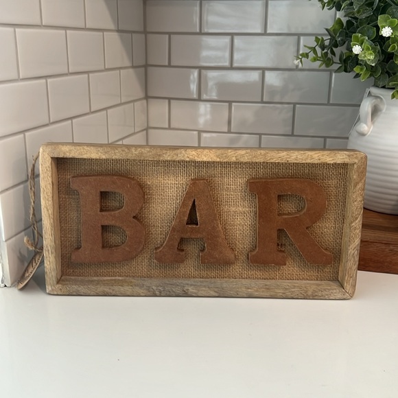 Cute. Wooden BAR Decor - Picture 14 of 16